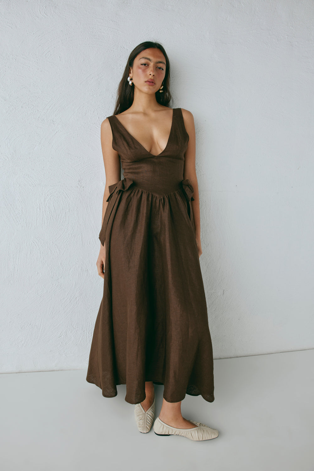 Daphne Linen Midi Dress Chocolate