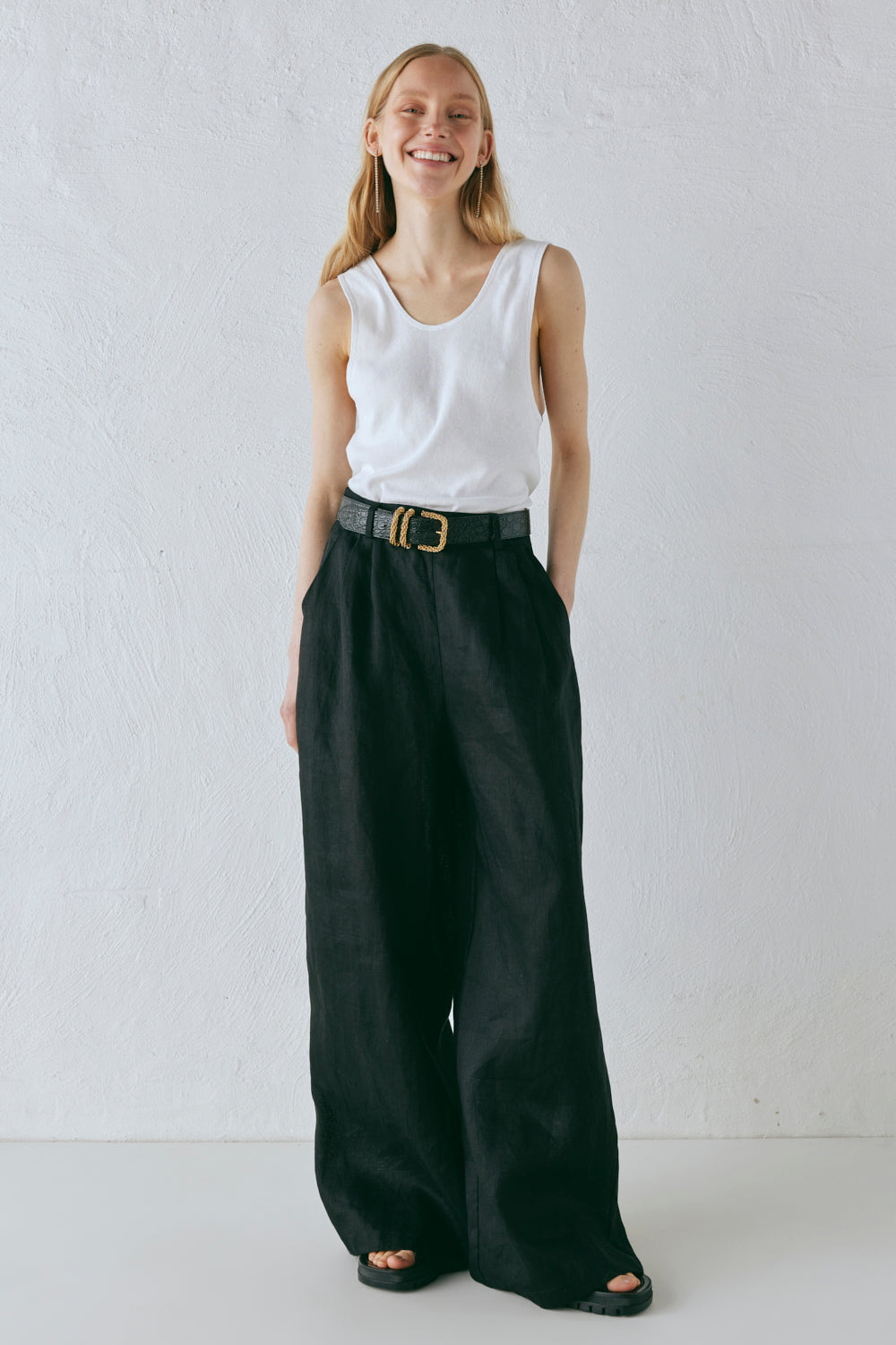 Energy Flows Linen Pants Black