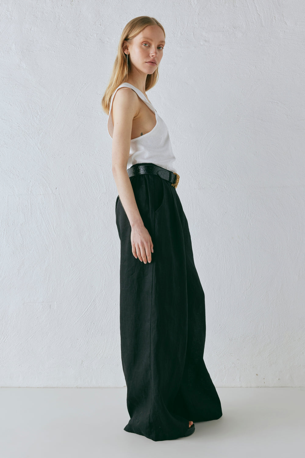 Energy Flows Linen Pants Black